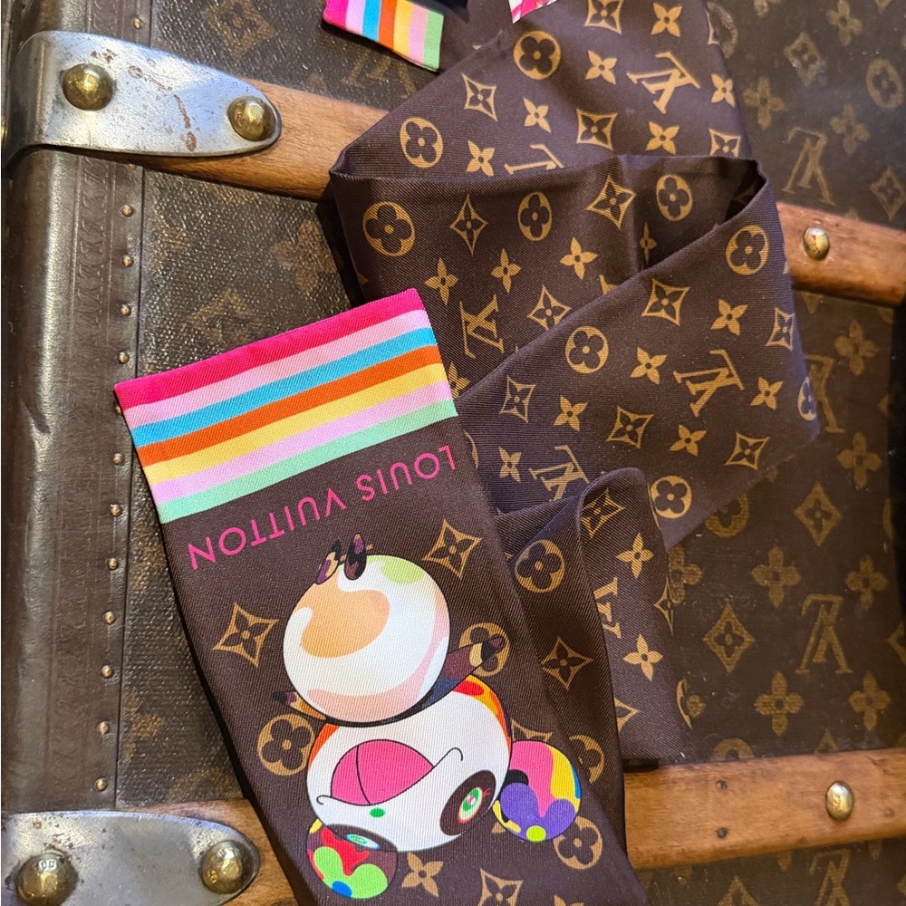 Louis Vuitton Murakami Superflat Bandeau - Picture 8 of 8